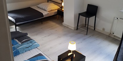 Monteurwohnung - Zimmertyp: Doppelzimmer - Seeburg (Landkreis Göttingen) - Zwei Einzelbetten - Beata Holz