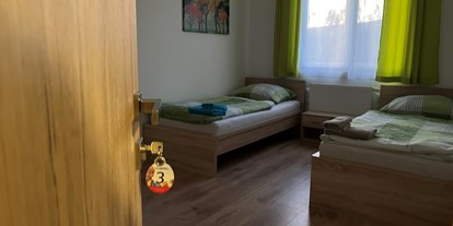 Monteurwohnung - Waschmaschine - Ein Blick in unsere Zimmer - Monteurzimmer-Buchen.at  in Neulengbach