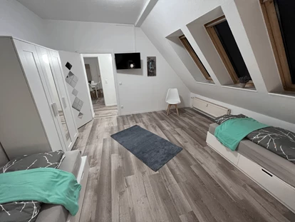Monteurwohnung - TV - Dallgow-Döberitz - Moderne Wohnungen für 2-6 Pers mit schnellem Internet