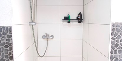 Monteurwohnung - Badezimmer: Gemeinschaftsbad - Aalen Hülen - Bad - Monteurzimmer Ostalb 