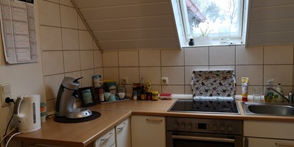 Monteurwohnung - Art der Unterkunft: Gästezimmer - Delbrück Delbrück - Küche  - Blick ins Grüne 