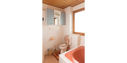 Monteurwohnung - Einzelbetten - PLZ 71672 (Deutschland) - WC im Badezimmer - Haus Feldblick Neubulach