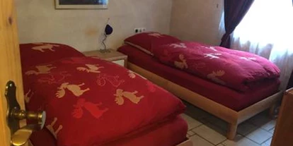 Monteurwohnung - Art der Unterkunft: Ferienwohnung - PLZ 73110 (Deutschland) - getrennte Betten im Schlafzimmer.
Man kann sie zusammen stellen - Ferienwohnung Klenk 1