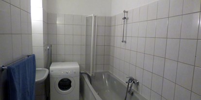 Monteurwohnung - Badezimmer: eigenes Bad - PLZ 38375 (Deutschland) - Bad EG - Modernisierte Appartements