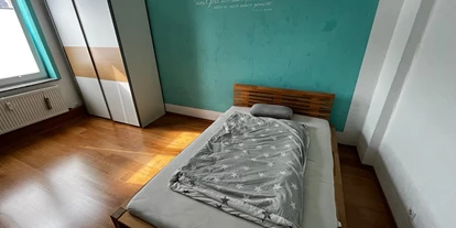 Monteurwohnung - Bettwäsche: keine Bettwäsche - PLZ 60316 (Deutschland) - Peter Viola