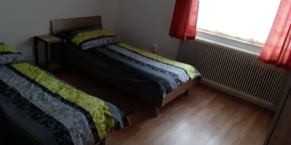 Monteurwohnung - Einzelbetten - Hof (Maria-Anzbach) - Privat Zimmer in Eichgraben / Monteurzimmer