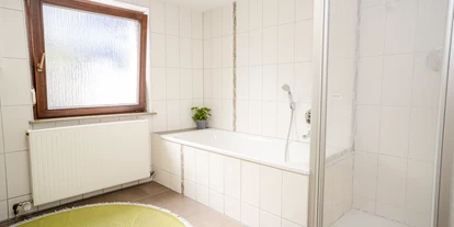 Monteurwohnung - Zimmertyp: Einzelzimmer - PLZ 73568 (Deutschland) - Gemeinschaftsbad. Mehrere separate Wc´s - Kuku Ruku Zimmervermietung