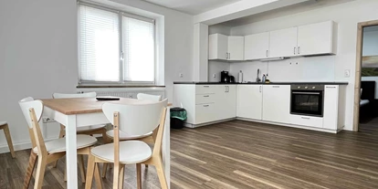 Monteurwohnung - Zimmertyp: Doppelzimmer - Schwandorf - Küche - Moderne Monteurwohnung / Übergangswohnung (SAD191)