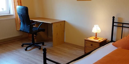 Monteurwohnung - Zimmertyp: Einzelzimmer - Franken - Zimmer orange - Monteurwohnung Euben