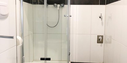 Monteurwohnung - Badezimmer: eigenes Bad - Ibbenbüren - Ferienwohnungen Hof Feldmann