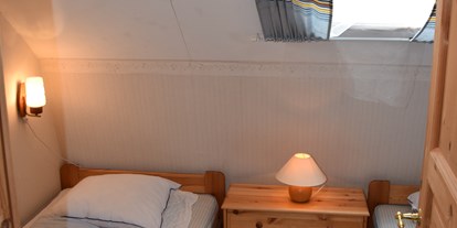Monteurwohnung - Einzelbetten - Südschweden - VIMMERBY - VÄSTERVIK gr. Landhaus am See, Alleinlage, Boot, Motor, Fahrräder