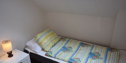 Monteurwohnung - Zimmertyp: Mehrbettzimmer - Südschweden - VIMMERBY - VÄSTERVIK gr. Landhaus am See, Alleinlage, Boot, Motor, Fahrräder