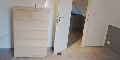 Monteurwohnung - Badezimmer: eigenes Bad - PLZ 26935 (Deutschland) - Nordsee Monteurwohnung Justus 