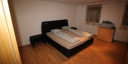 Monteurwohnung - Zimmertyp: Mehrbettzimmer - Ötztal - Zustellbett vorhanden - Arbeiterwohnung Haiming