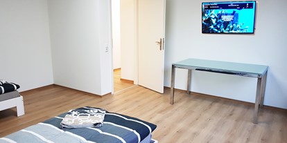 Monteurwohnung - Kühlschrank - Abstatt - TV im Zimmer - My-Skypalace