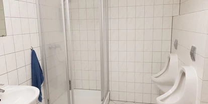 Monteurwohnung - Badezimmer: eigenes Bad - Lauffen am Neckar - Dusche - My-Skypalace