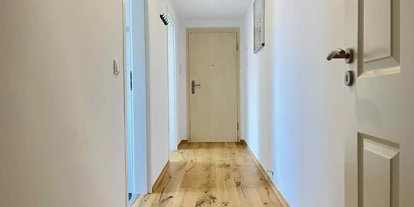 Monteurwohnung - Zimmertyp: Einzelzimmer - Schwarzach bei Nabburg - Flur - Moderne Monteurwohnung mit Balkon (SAD154)