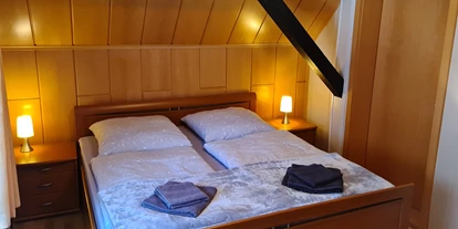 Monteurwohnung - Bettwäsche: Bettwäsche inklusive - Bentzin - Schlafzimmer im OG - FerienGnevkow45