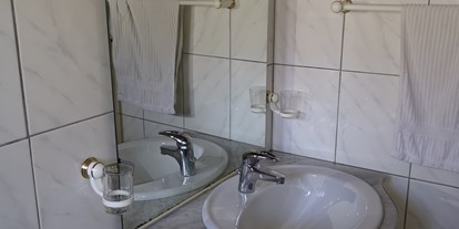 Monteurwohnung - Badezimmer: eigenes Bad - Schachen (Kematen an der Krems) - Kronawetterhof
