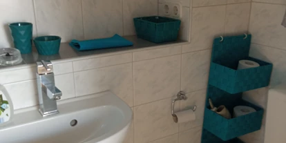 Monteurwohnung - Badezimmer: eigenes Bad - Zellingen - App.am Weinberg