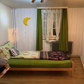 Monteurzimmer - Zimmer 1 - Color Dream Muotathal