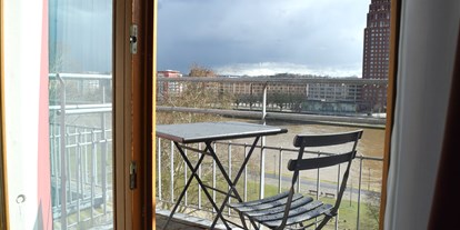 Monteurwohnung - Balkon - Offenbach - Trip Inn Residence City Center