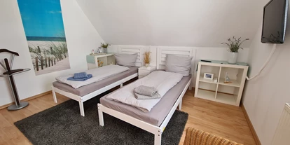 Monteurwohnung - Bettwäsche: Bettwäsche inklusive - PLZ 48429 (Deutschland) - Schlaf- Wohnbereich - Ruhige Wohnung mit großem Balkon