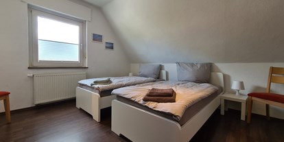 Monteurwohnung - Badezimmer: eigenes Bad - Ibbenbüren - Zimmer 1 - Ruhige Wohnung mit großem Balkon