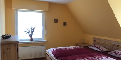 Monteurwohnung - Einzelbetten - PLZ 33039 (Deutschland) - 1. Schlafzimmer - Monteurzimmer Becker
