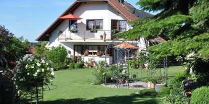 Monteurwohnung - Bettwäsche: Bettwäsche inklusive - Region Schwaben - Apartment im Rosengarten