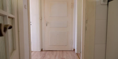 Monteurwohnung - Zimmertyp: Doppelzimmer - Regnitzlosau - Flur - HoSl Gemütliches Monteurzimmer in Hof – Ideal für Ihren Arbeitsaufenthalt!
