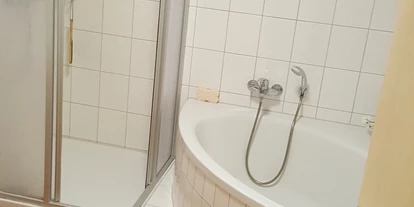Monteurwohnung - Badezimmer: Gemeinschaftsbad - PLZ 02979 (Deutschland) - Haus Grünstraße 