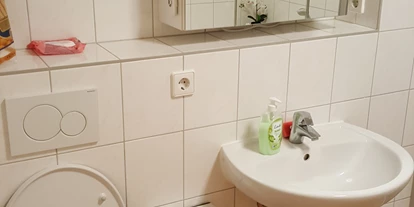 Monteurwohnung - Badezimmer: Gemeinschaftsbad - PLZ 03139 (Deutschland) - Haus Grünstraße 