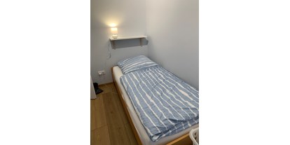 Monteurwohnung - Zimmertyp: Doppelzimmer - Heidenburg - Einzelzimmer 3 - Ferienhaus am Goldgräberbrunnen / 2-7 Personen