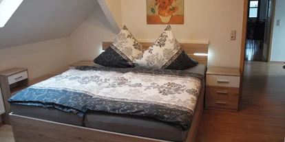 Monteurwohnung - Zimmertyp: Doppelzimmer - Bad Steben - Schlafzimmer - Ferienwohnung Rennsteigoase Rosenthal