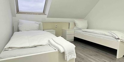 Monteurwohnung - Einzelbetten - Nabburg - Schlafzimmer - (SWF112) Gemütliche Monteurwohnung / Übergangswohnung 