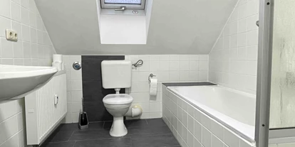 Monteurwohnung - Zimmertyp: Einzelzimmer - Schwarzach bei Nabburg - Badezimmer - (SWF112) Gemütliche Monteurwohnung / Übergangswohnung 