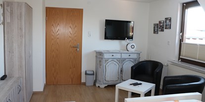Monteurwohnung - Badezimmer: Gemeinschaftsbad - Ferna - Zimmer 3 - Zimmervermietung Hildebrand