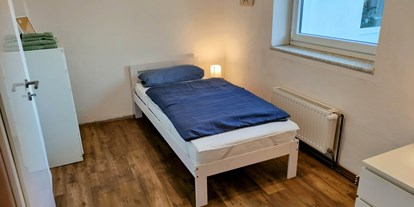 Monteurwohnung - Badezimmer: eigenes Bad - Schöneiche bei Berlin - Monteurwohnung Altlandsberg (AKTUELL NICHT VERFÜGBAR)
