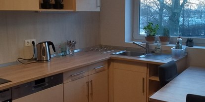Monteurwohnung - Küche: eigene Küche - Bremen-Umland - Wohnungen, moderne Zimmer, WiFi, Grillplatz, Stedinger Landhotel
