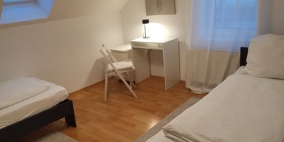 Monteurwohnung - Badezimmer: eigenes Bad - Bremen-Stadt Neustädter Hafen - Wohnungen, moderne Zimmer, WiFi, Grillplatz, Stedinger Landhotel