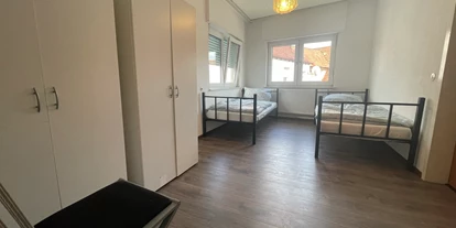 Monteurwohnung - Zimmertyp: Mehrbettzimmer - Speyer - Monteurzimmer vollausgestattet in Hördt !