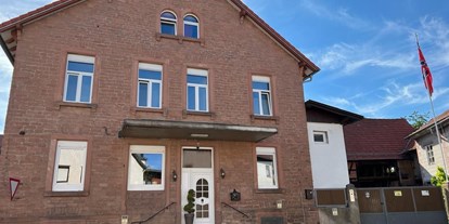 Monteurwohnung - Zimmertyp: Doppelzimmer - Mühltal (Darmstadt-Dieburg) - Hausansicht - All-inclusive-Wohnen