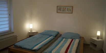 Monteurwohnung - Art der Unterkunft: Ferienwohnung - Warlitz Goldenitz - Schlafzimmer WG 1 im EG - Silke Maahn
