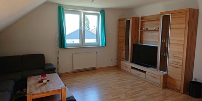 Monteurwohnung - Zimmertyp: Doppelzimmer - Kirchlinteln Verdenermoor - Wohnzimmer OG - Ferienwohnung Vor der Rodau