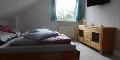 Monteurwohnung - Lüneburger Heide - Schlafzimmer 1 OG - Ferienwohnung Vor der Rodau