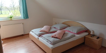 Monteurwohnung - Zimmertyp: Mehrbettzimmer - Niedersachsen - Schlafzimmer 2 OG - Ferienwohnung Vor der Rodau