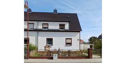Monteurwohnung - Zimmertyp: Doppelzimmer - Parthenstein - Hausansicht - Ferienhaus Kroschky