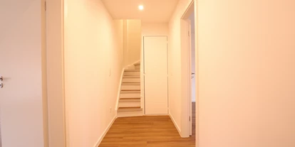 Monteurwohnung - Zimmertyp: Mehrbettzimmer - PLZ 27753 (Deutschland) - Flur / Eingangbereich  - Sanierte 4-Zimmer Monteurwohnung 2-8 Personen 