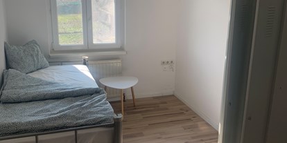 Monteurwohnung - Zimmertyp: Doppelzimmer - Mühltal (Vorchdorf) - Einzelzimmer  - Monteurzimmer Thalheim bei Wels